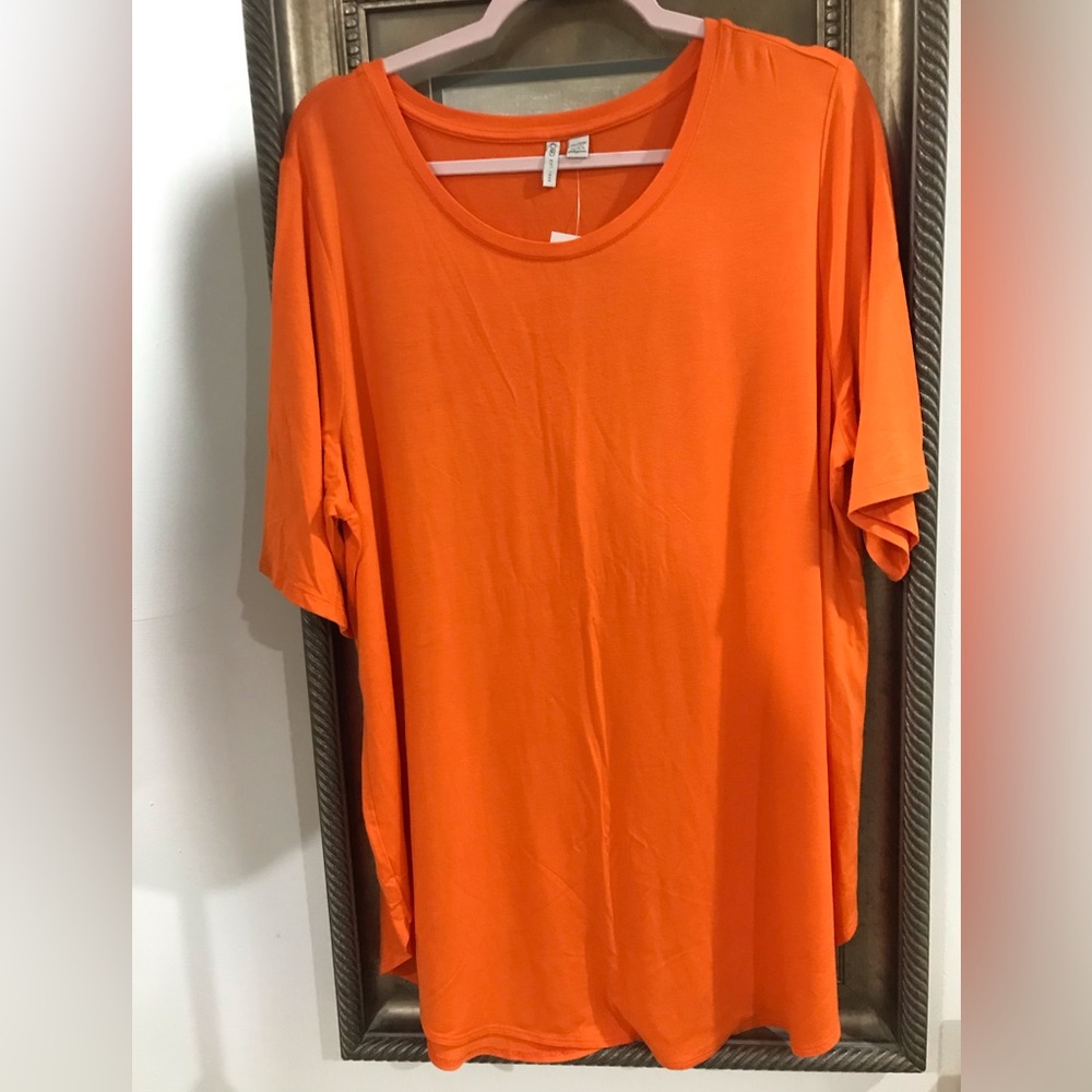 Women's Orange Scoop-Neck Short Sleeve Top